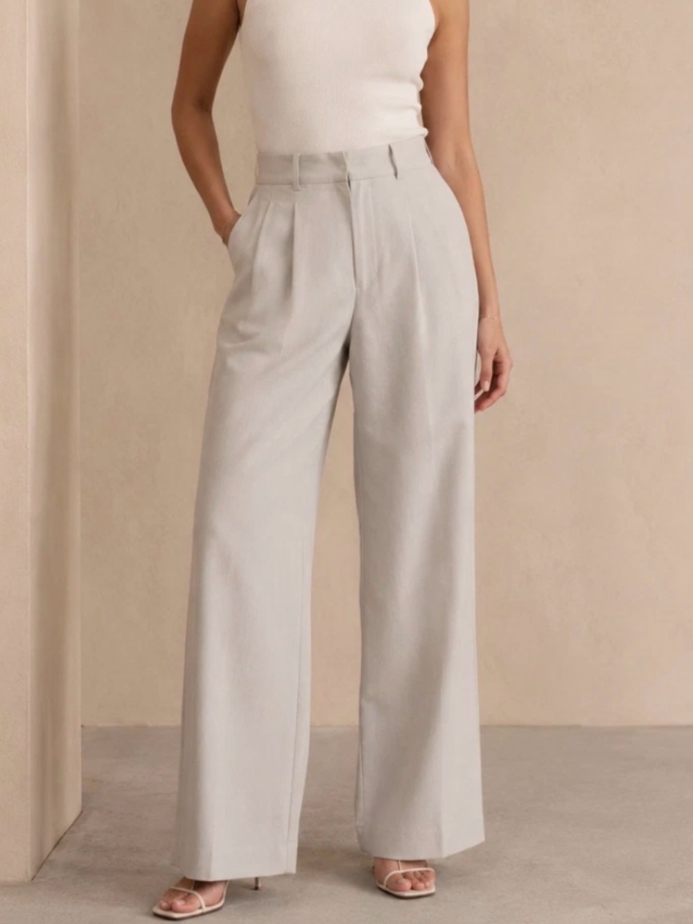 NWOT Quince Stretch Crepe Pleated Wide Leg Pants Trousers Beige Women Sz 16 Work
